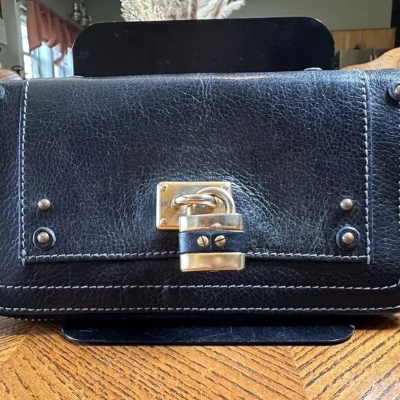 Chloe Paddington Leather Black Gold Full Zip Long Wallet - Picture 1 of 8